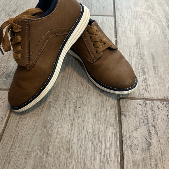 Cat & Jack Boys Franco Oxford Brown Dress Shoes Size 1 EUC - Picture 9 of 12